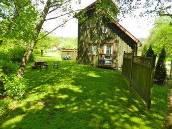 Forest Echoes Cabins Cultus Lake Exterior foto