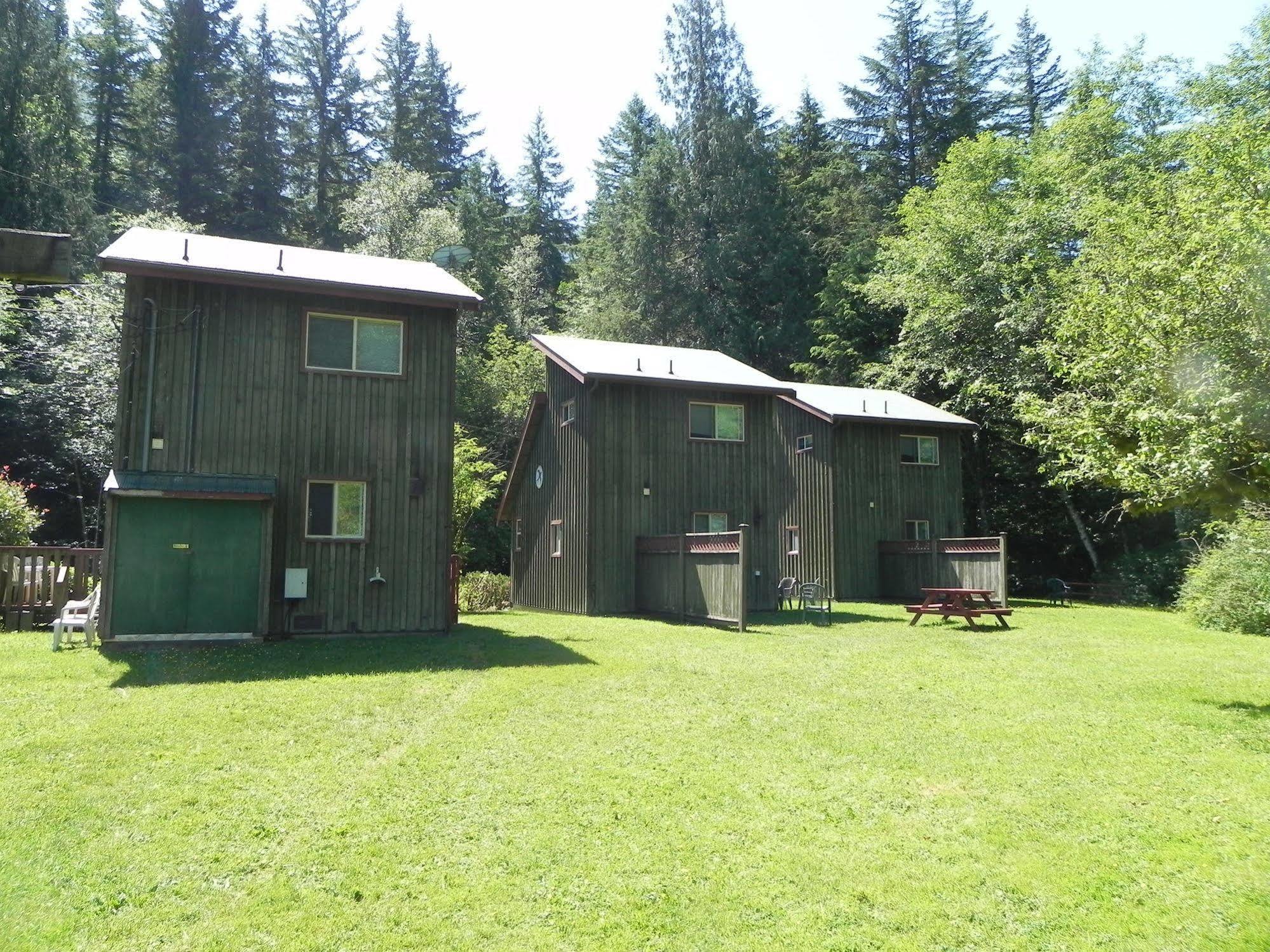 Forest Echoes Cabins Cultus Lake Exterior foto